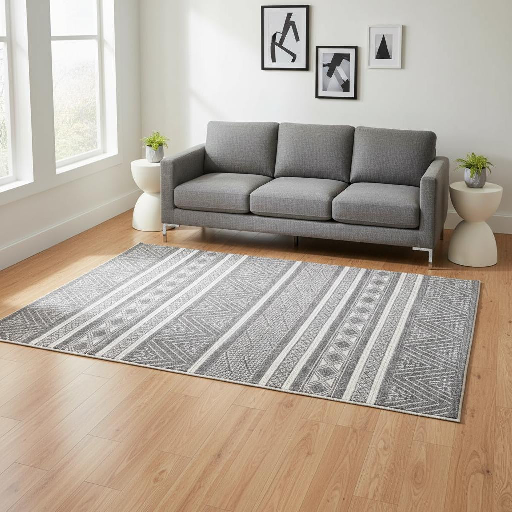 5 X 8 Gray And White Tribal Area Rug