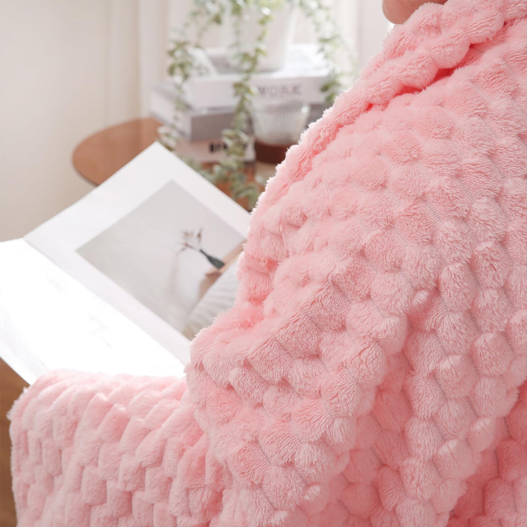 Puncuntex Light Pink Throw Blanket 108''  90'' Inches Fuzzy 3D Jacquard Decorative Flannel Fleece Super Soft Plush Cozy Blanket
