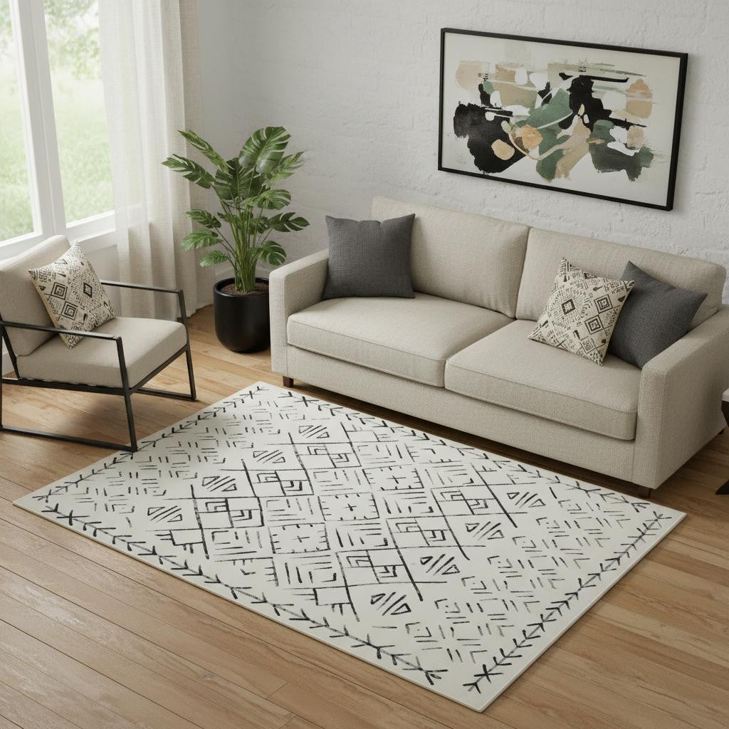 5 X 7 Beige And White Abstract Geometric Washable Area Rug