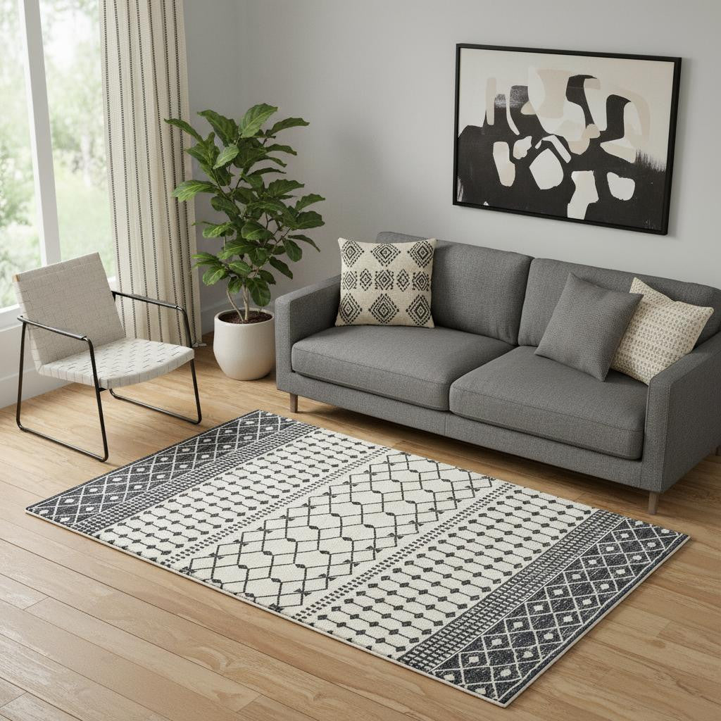 5 X 8 Dark Gray And White Geometric Distressed Washable Area Rug