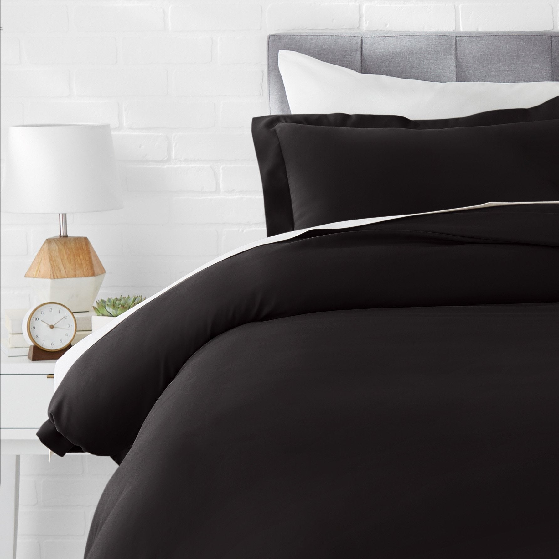 Amazonbasics Microfiber Comforter Cover Set With Pillow Cover  Single, 2Piece (66X90Inch), Black
