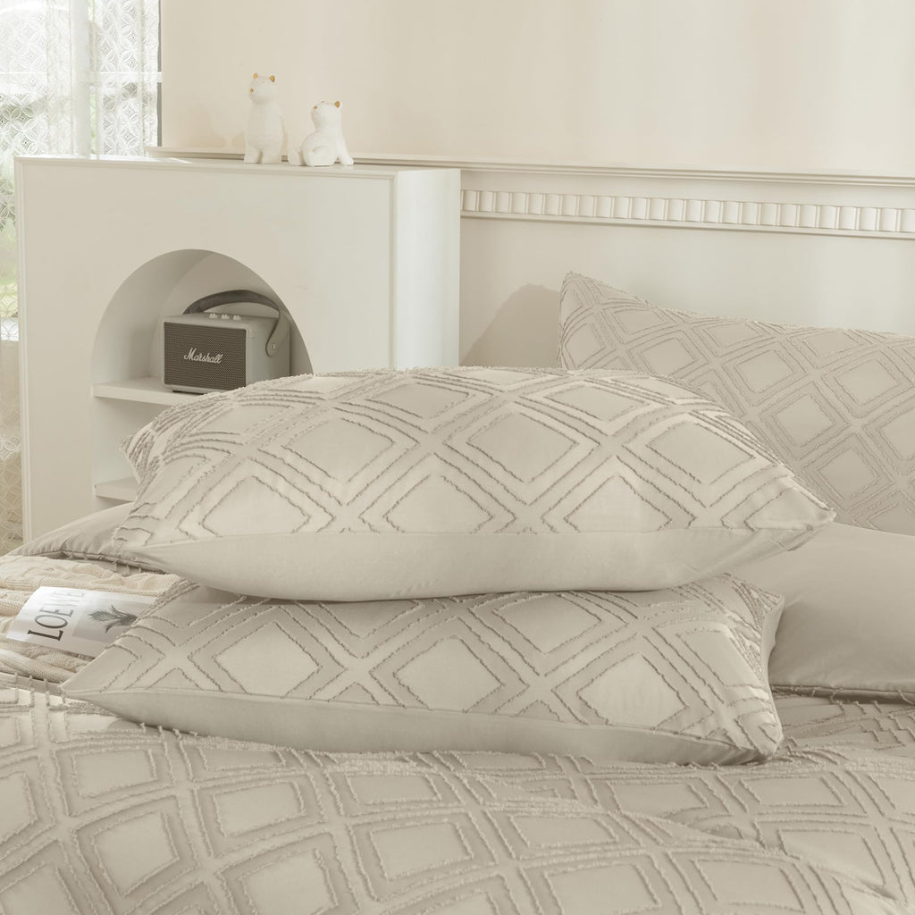 Jellymoni 2 Pack Cream Grey Pillowcases King Size, Soft Microfiber Geometric Tufted Pillow Covers With Envelope Closure (Pillows
