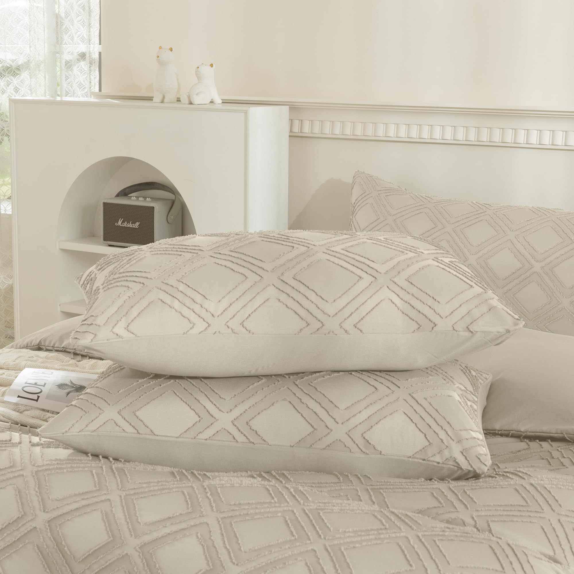 Jellymoni 2 Pack Cream Grey Pillowcases King Size, Soft Microfiber Geometric Tufted Pillow Covers With Envelope Closure (Pillows