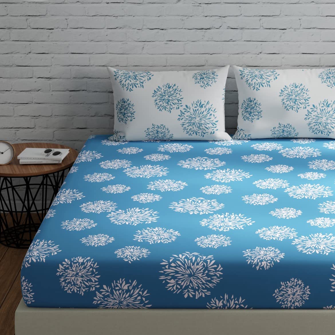 Huesland By Ahmedabad Cotton 144 Tc Elastic Fitted Bedsheet Double Bed Cotton With 2 Pillow Covers | 60 X 78 Inches | Blue & Whi