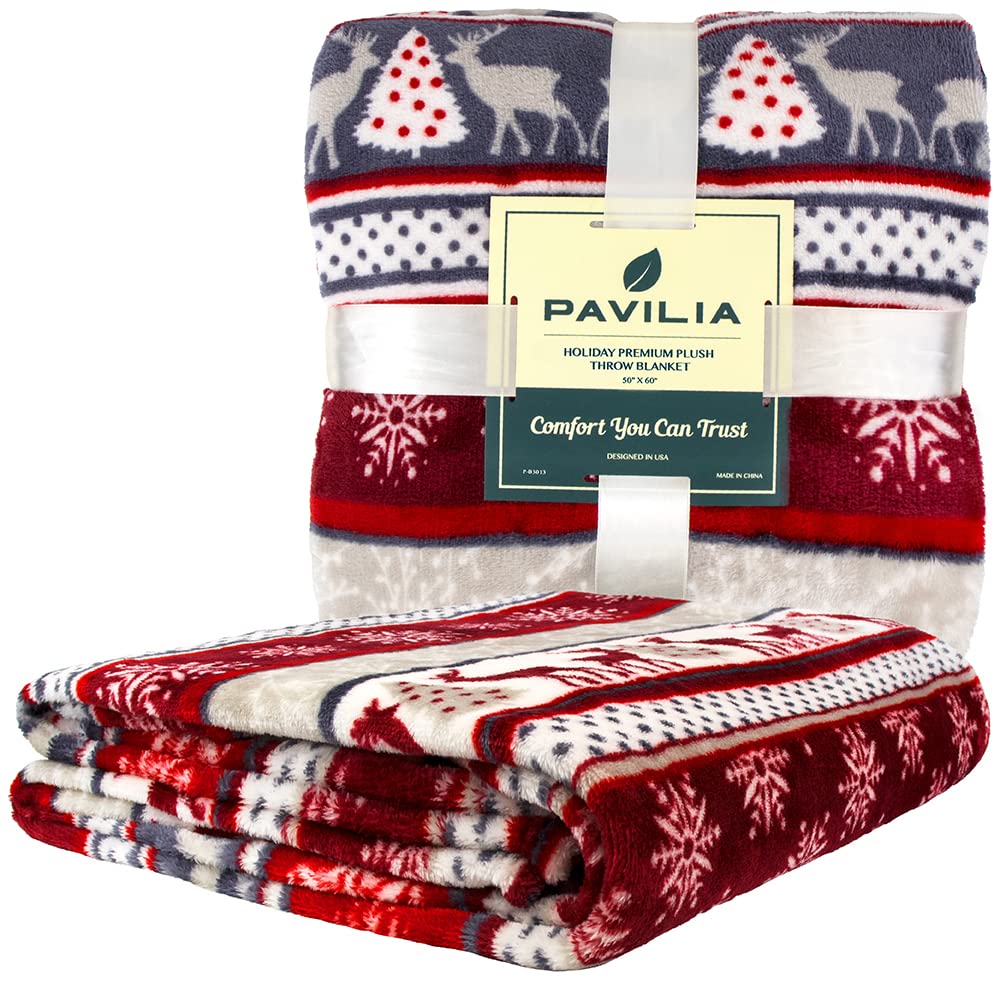 Pavilia Christmas Throw Blanket | Holiday Christmas Reindeer Snowflakes Fleece Blanket | Soft, Plush, Warm Winter Cabin Throw, T