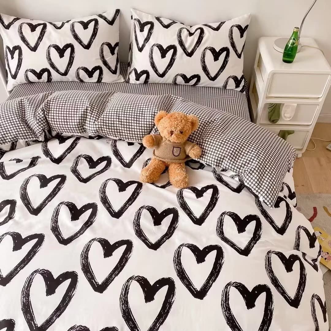 Clothknow Black And White Comforter Set King 3Pcs Love Bedding Comforter Sets Heart Shaped Comforter King Size Soft Kawaii Comfo