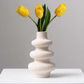 Steviieden Ceramic Modern Dried Flower Vase, Off White Round Pampas Vase, Boho Home Decor for Centerpiece Wedding Dinner Table P