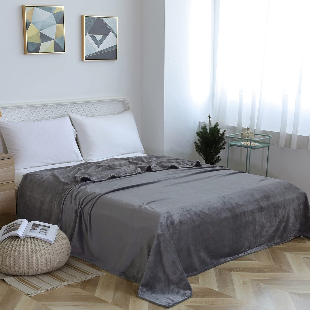 Sochow Flannel Fleece Blanket Queen Size, All Season Lightweight Super Soft Cozy Blanket For Bed Or Couch, Grey, 90X90 Inches