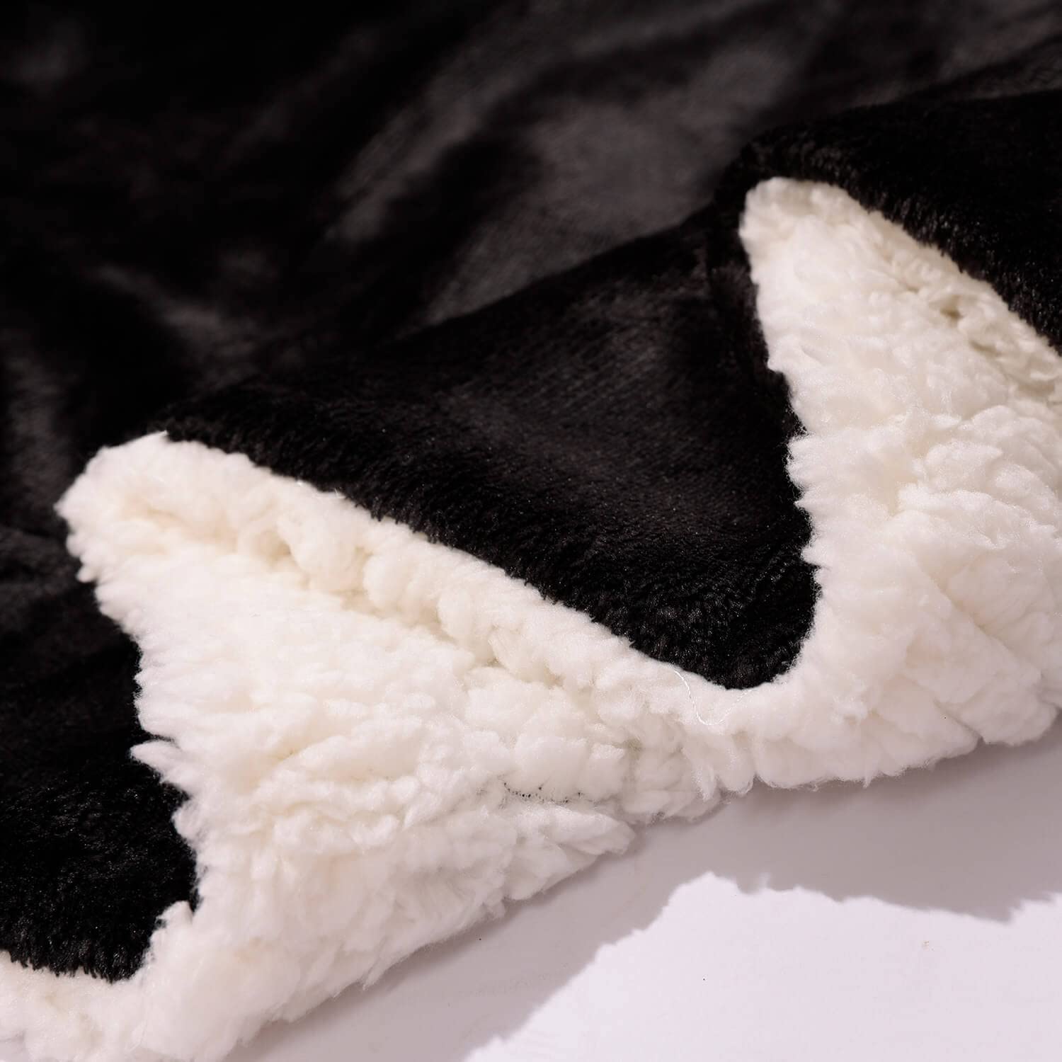 Nanpiper Sherpa Blanket Queen Fleece Bed Blankets Soft And Warm Fuzzy Microfiber,Black 90'X90'