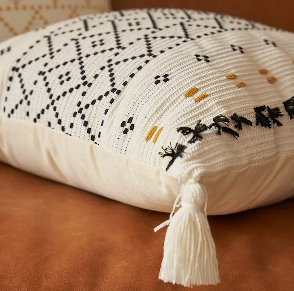 Modern Homes Yellow And Black Tufted Cotton Decorative Cushion Cover/Housewarming Gift, Sofa Cushion (16X16 Inch, Classic)