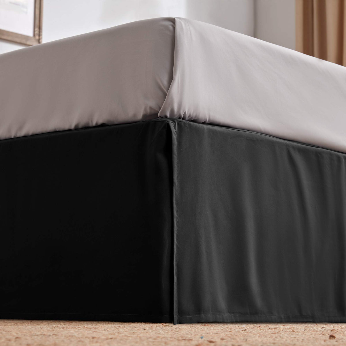 Sleep Zone Pleated Bed Skirts Queen Size, 15 Inch Tailored Drop Easy Fit Bedskirt, Anti-Static, Fade Resistant (Queen, Black)