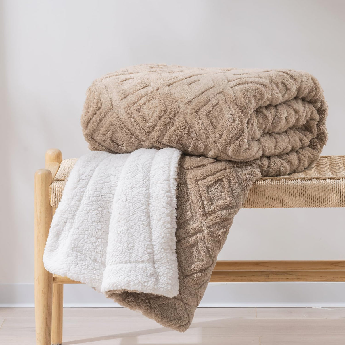 Evergrace Jacquard Boho Sherpa Fleece Throw Blanket For Couch, Super Soft Cozy Fuzzy Plush Blankets For Winter, Reversible Thick