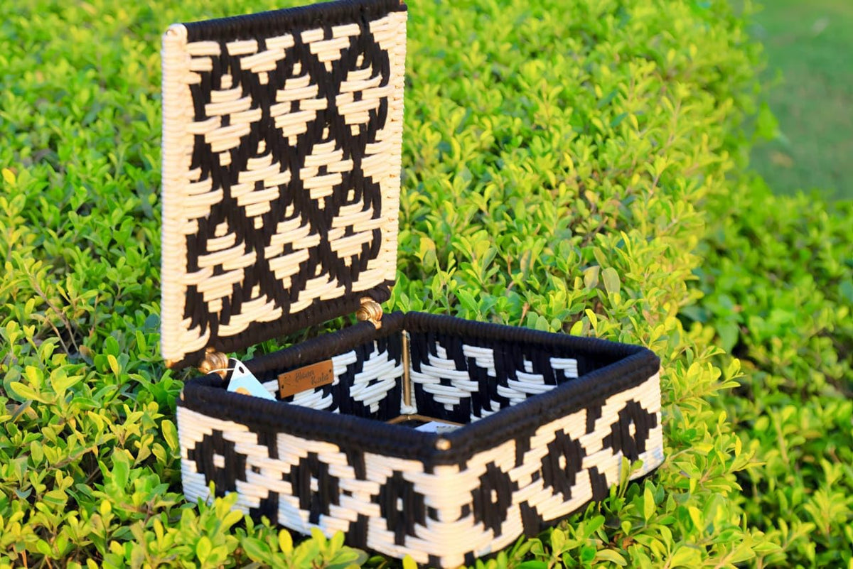 BAANKALA Black & White Beautiful Gift Box Handcrafted Woven Gift Box Black & White Multipurpose Storage Basket | EcoFriendly D