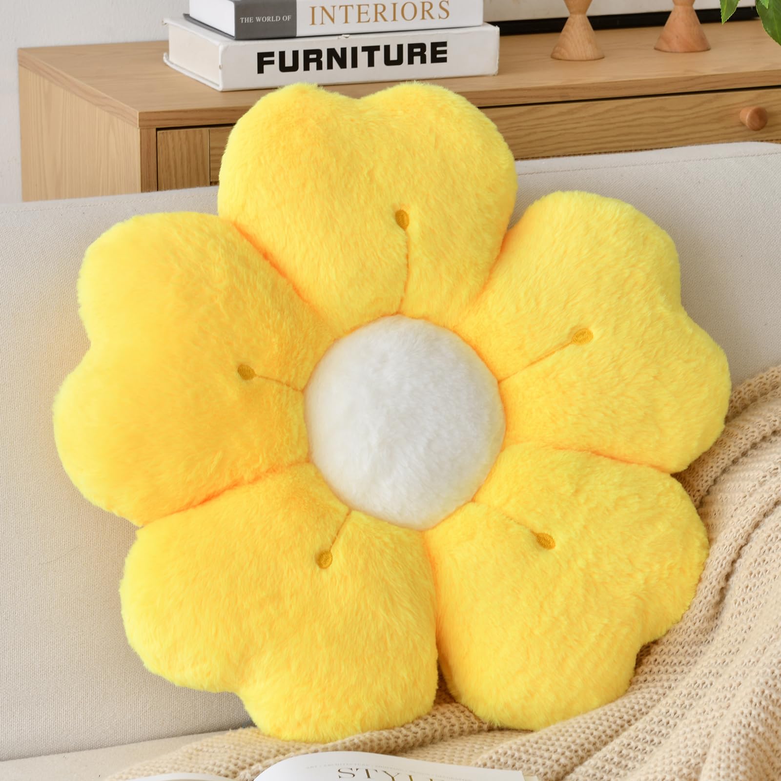 Flower Shaped Pillow, Cute Decorative Throw Pillows With Soft Artificial Rabbit Fur For Couch Bed Chair Floor, Christmas Pillow