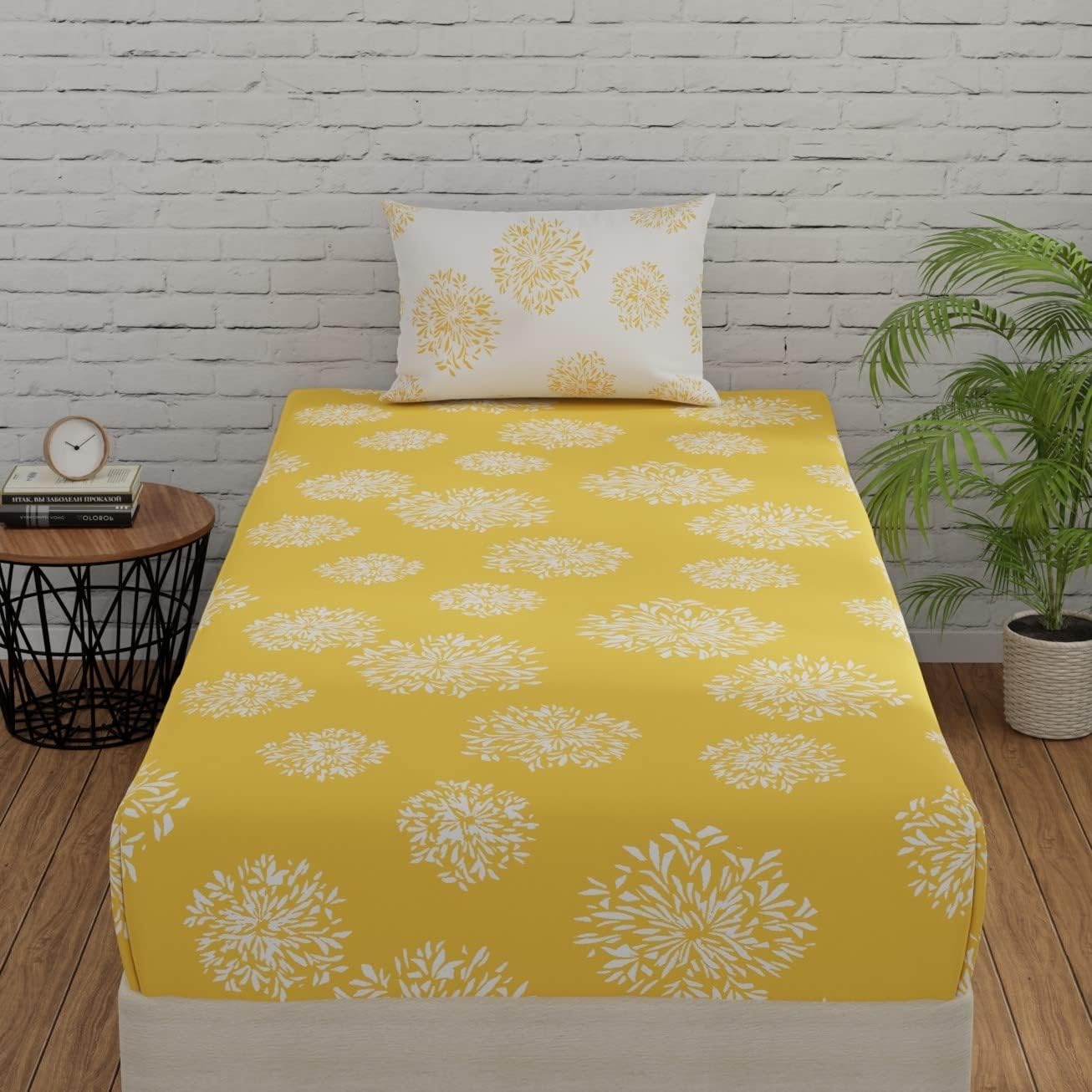 Huesland By Ahmedabad Cotton 144 Tc Fitted Bedsheet For Single Bed With 1 Pillow Cover | 36 X 78 Inches | Yellow & White