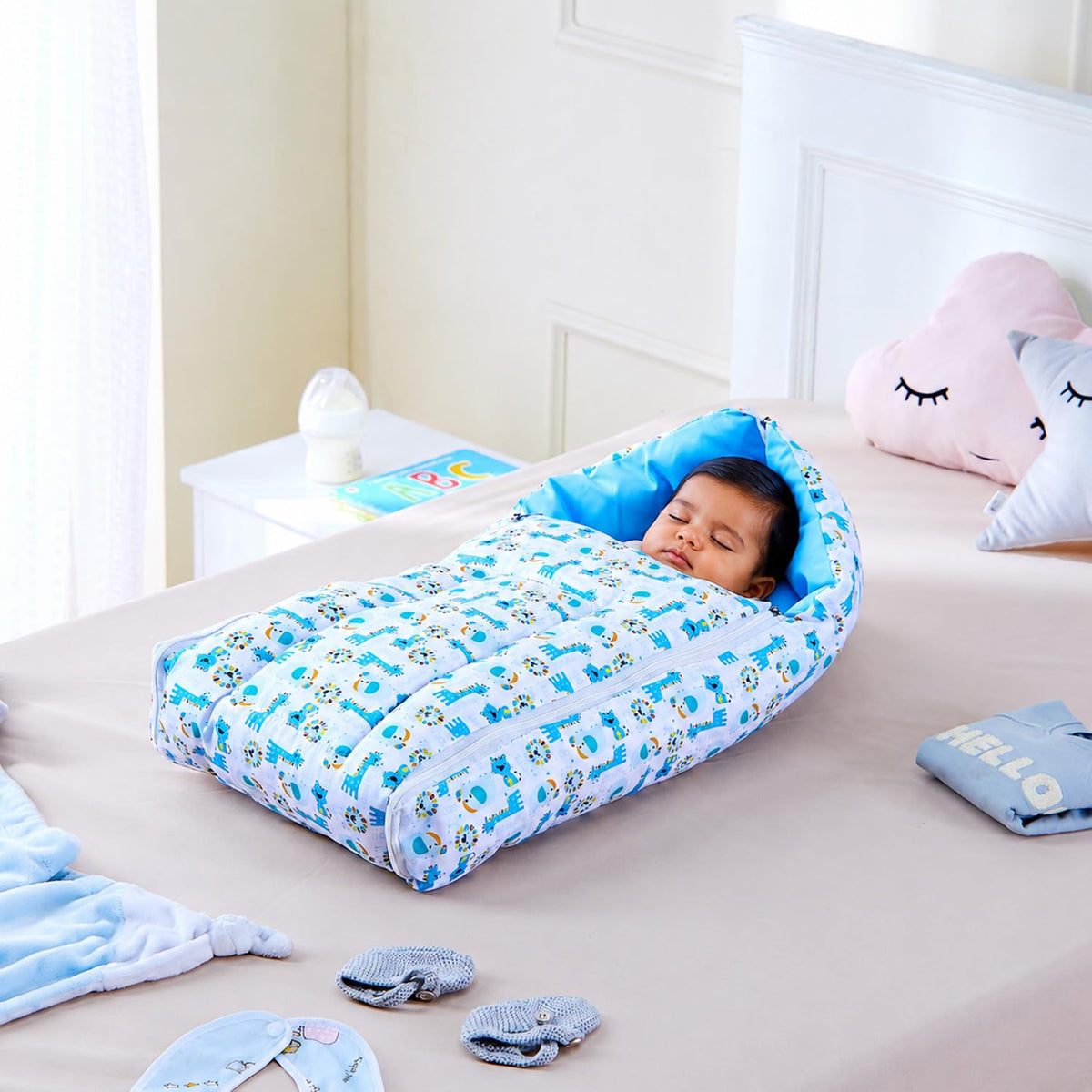 Amazon Brand  Supples 3 in 1 Baby Sleeping Bag and Carry Nest, Cotton Bed Cum Infant Portable Bassinet |Animal Print | Blue