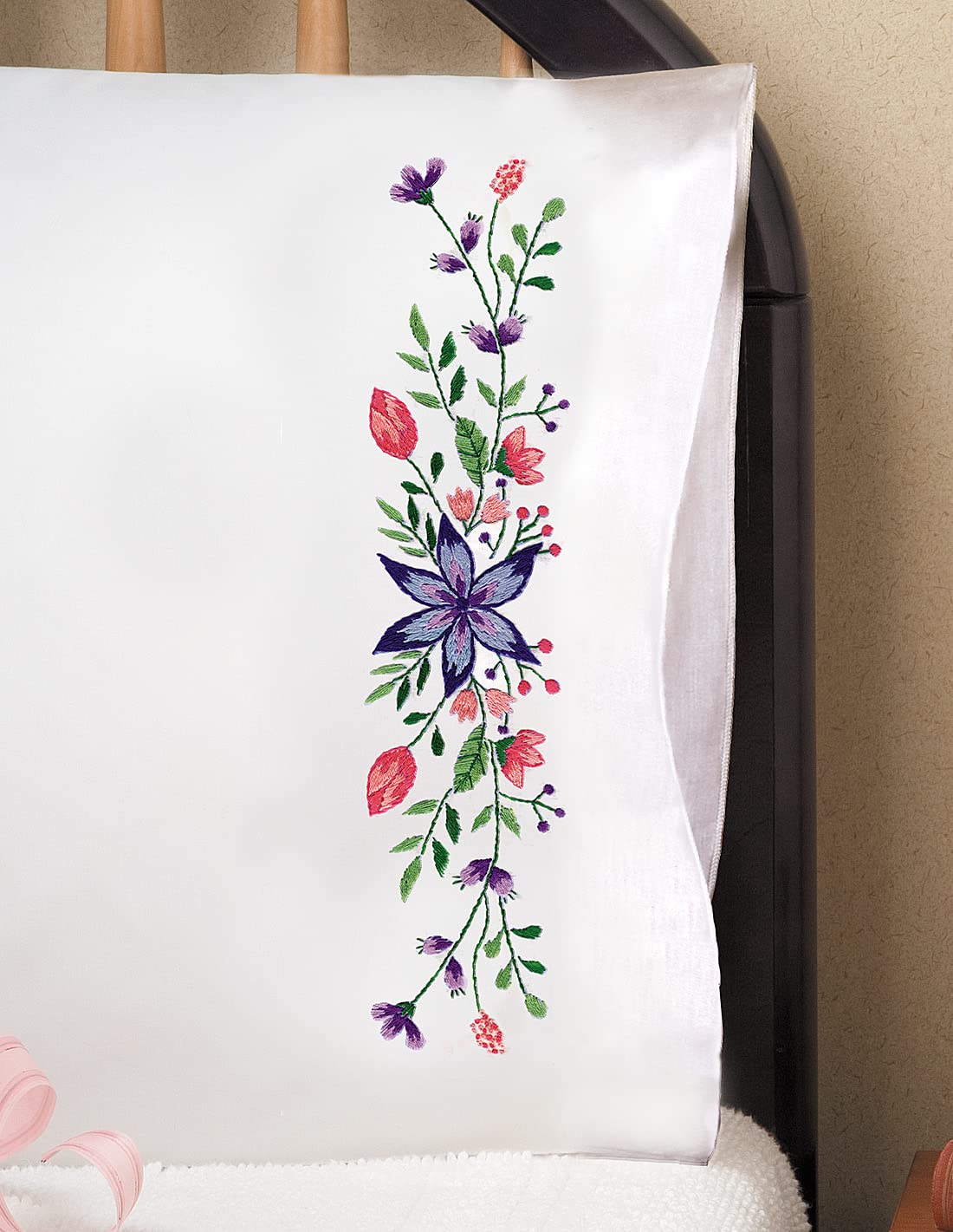 Design Works Crafts Star Flowers Stamped for Embroidery Pillowcases, White