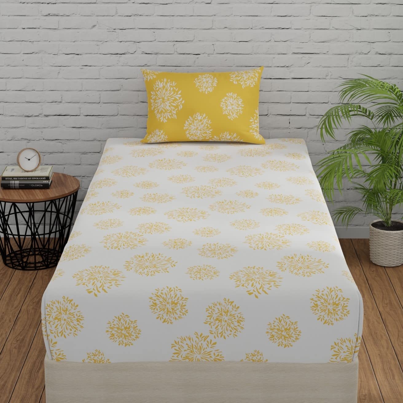 Huesland By Ahmedabad Cotton 144 Tc Cotton Single Bed Bedsheet With 1 Pillow Cover  White & Yellow
