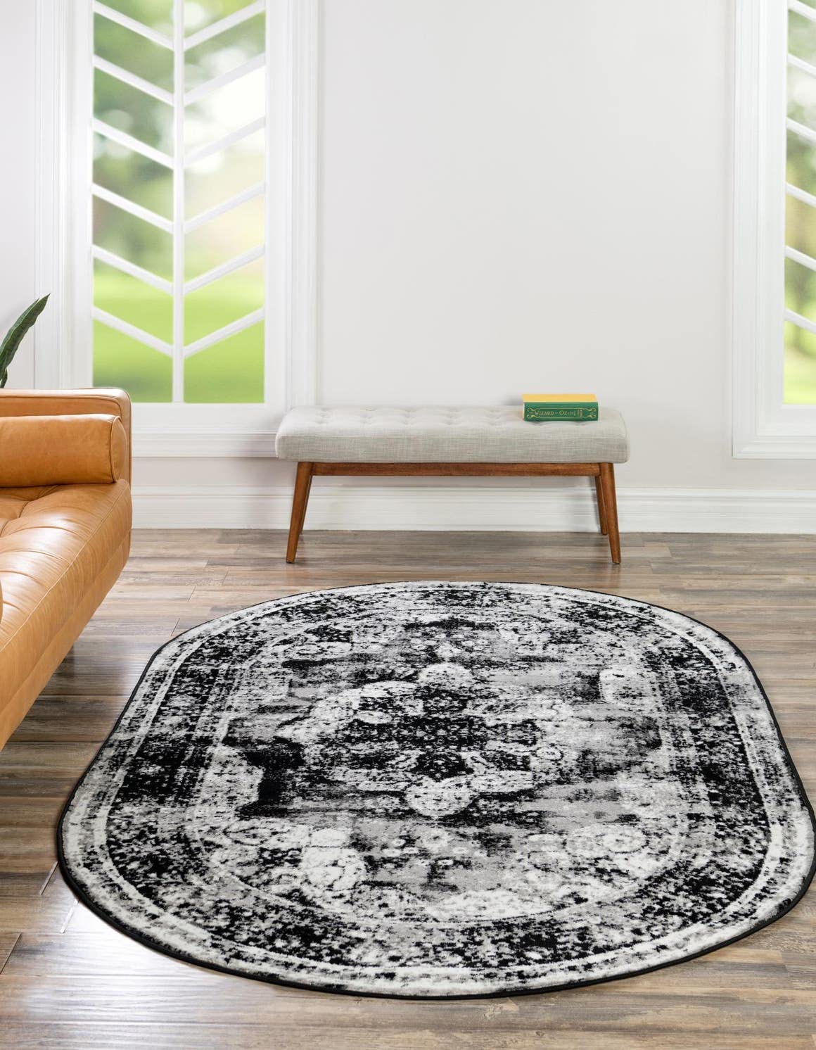 Unique Loom Sofia Collection Area Rug - Salle Garnier (2 x 3 1 Oval, Black/ Ivory)