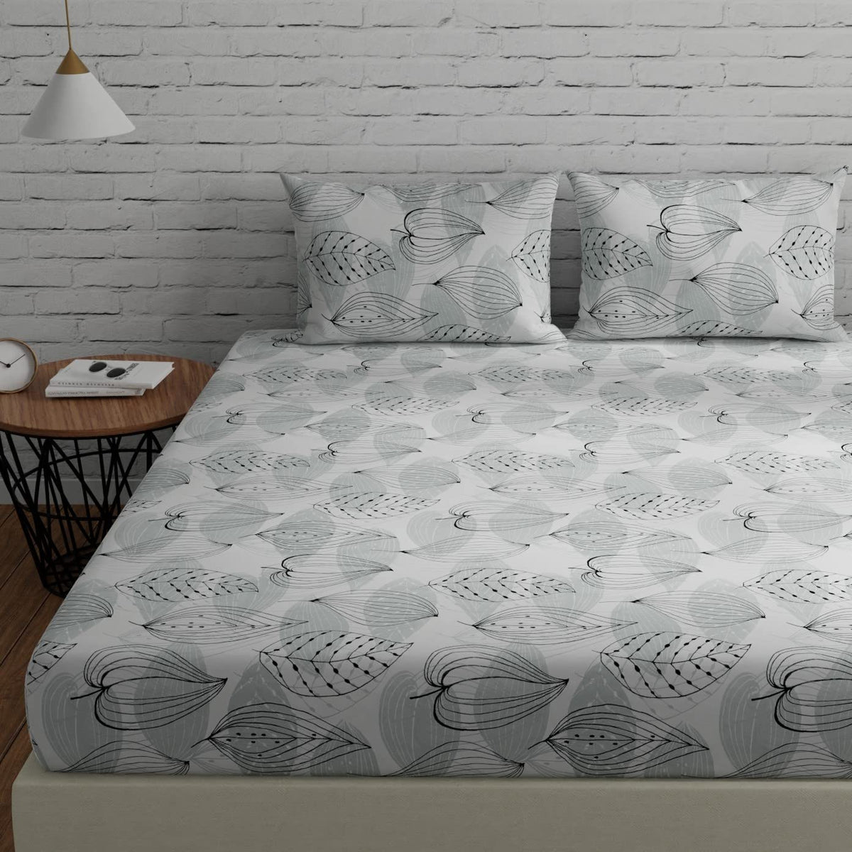 Huesland by Ahmedabad Cotton 144 TC Cotton Bedsheet for Double Bed with 2 Pillow Covers  Grey, Black & White