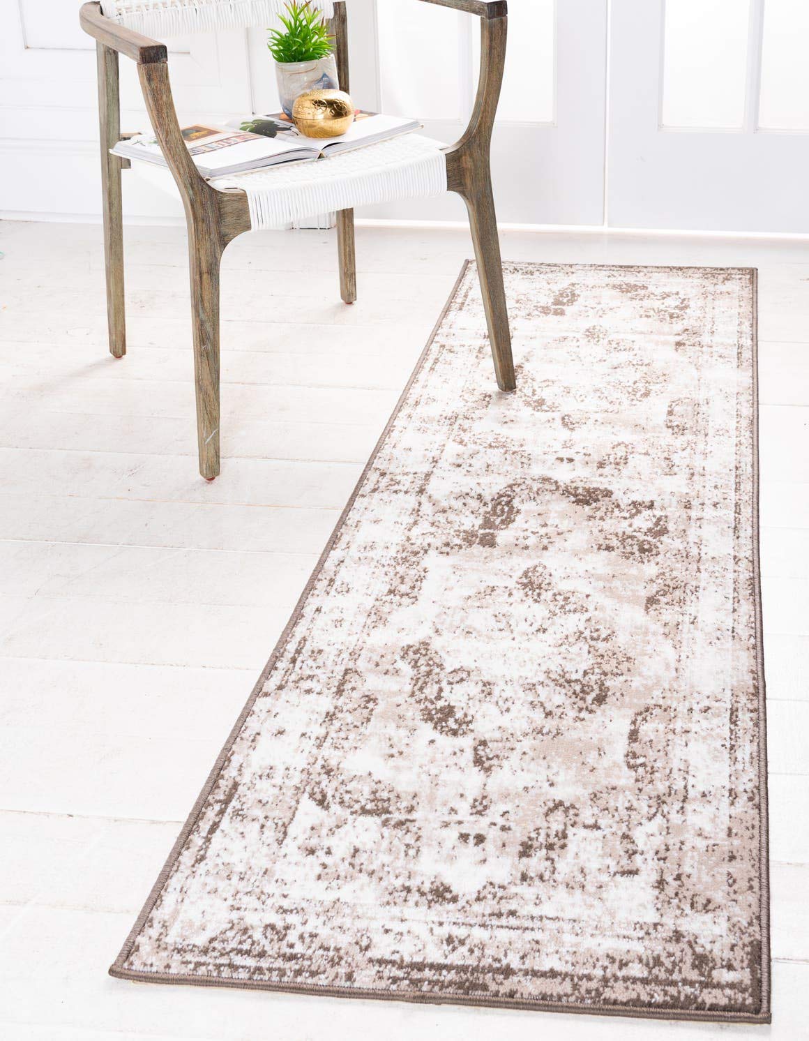 Unique Loom Sofia Collection Area Rug - Salle Garnier (2 x 6 7 Runner, Light Brown/ Brown)