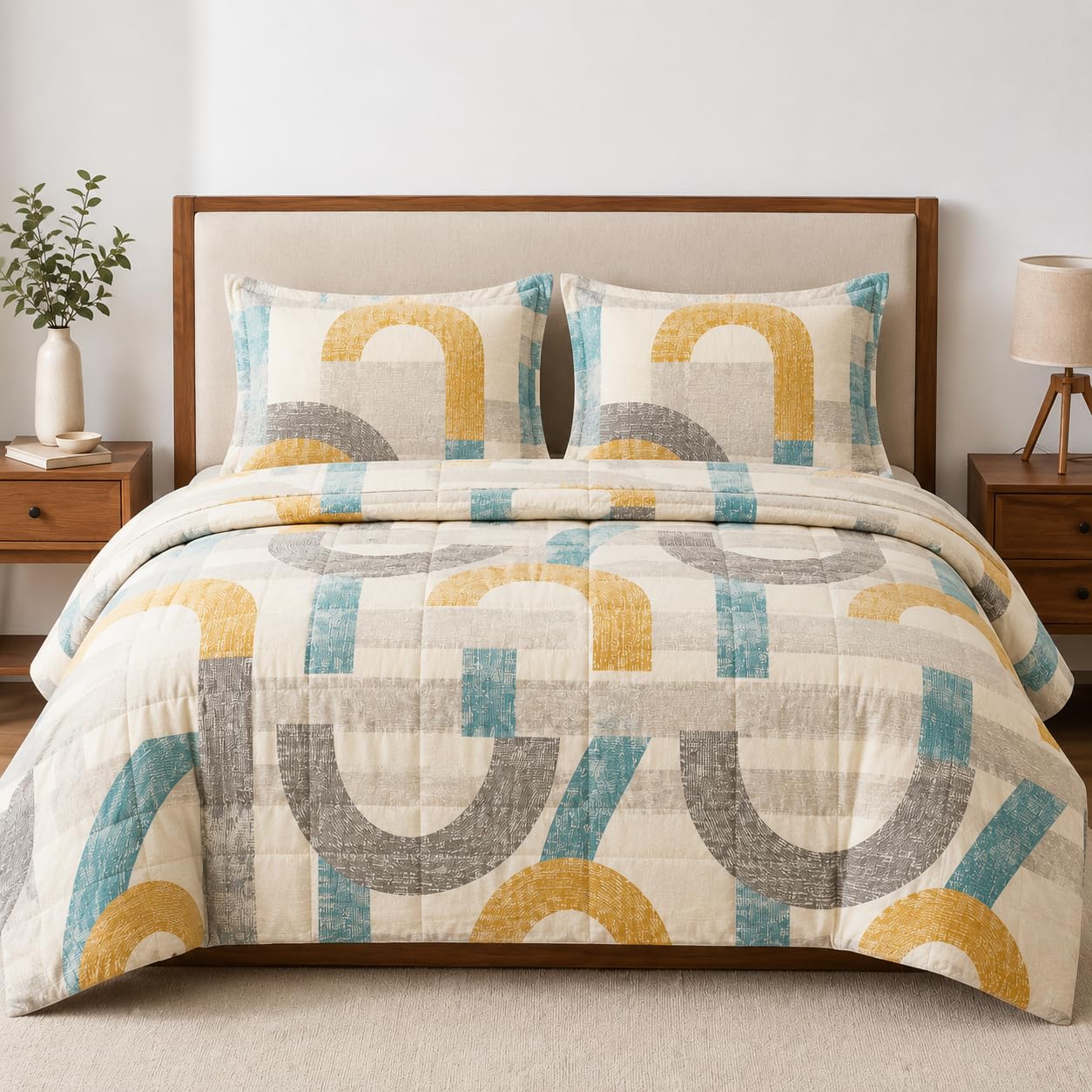 Double Comforter With King Size Bedsheet Set, Matching Geometric Bedding Set, Comforter 225 X 270 Cm, Bedsheet 270 X 270 Cm, Pil