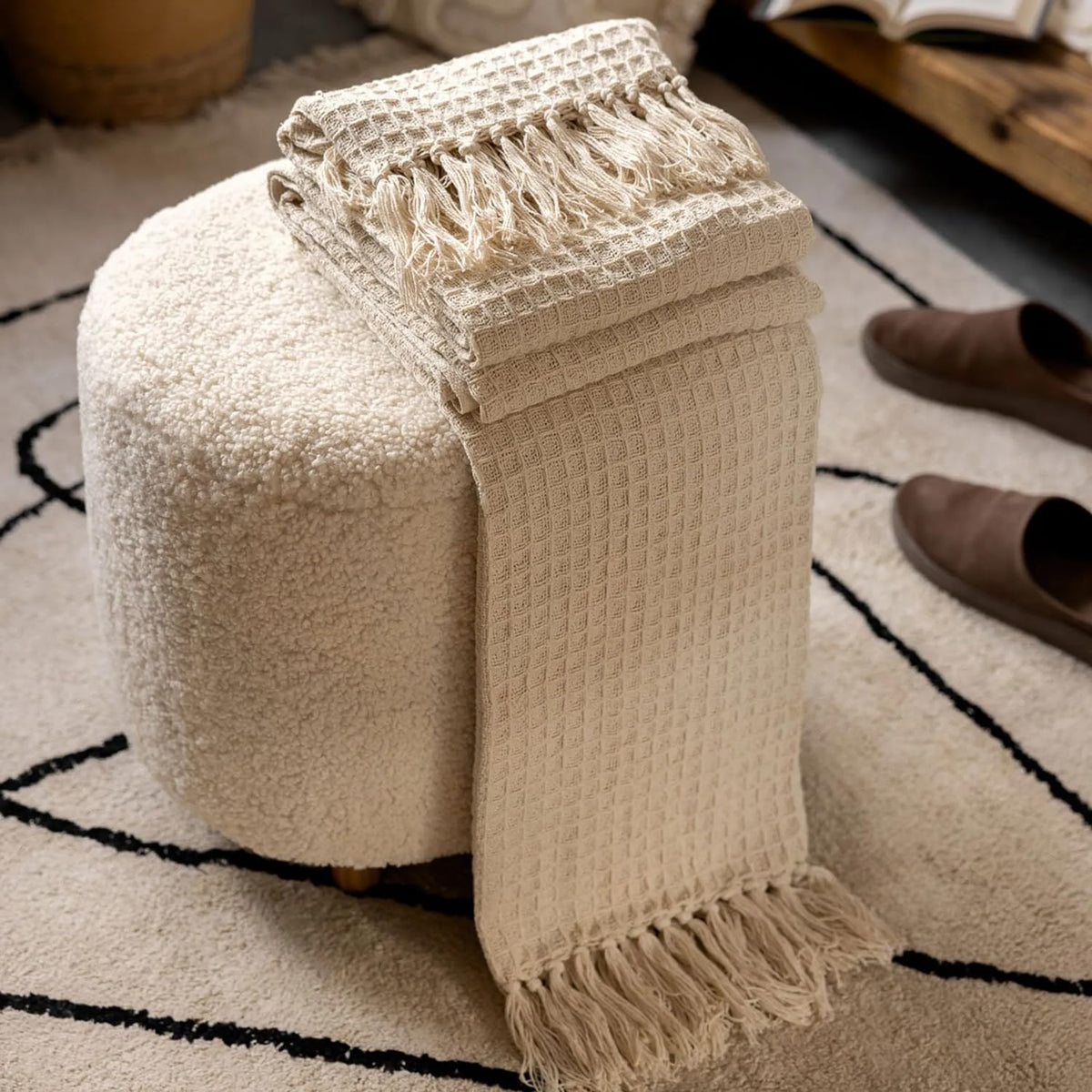 Weave Luxe Home 100% Cotton Waffle Throw Blanket for Sofa, Couch & Bed | Soft Breathable Lightweight Woven Decorative Throw | Al