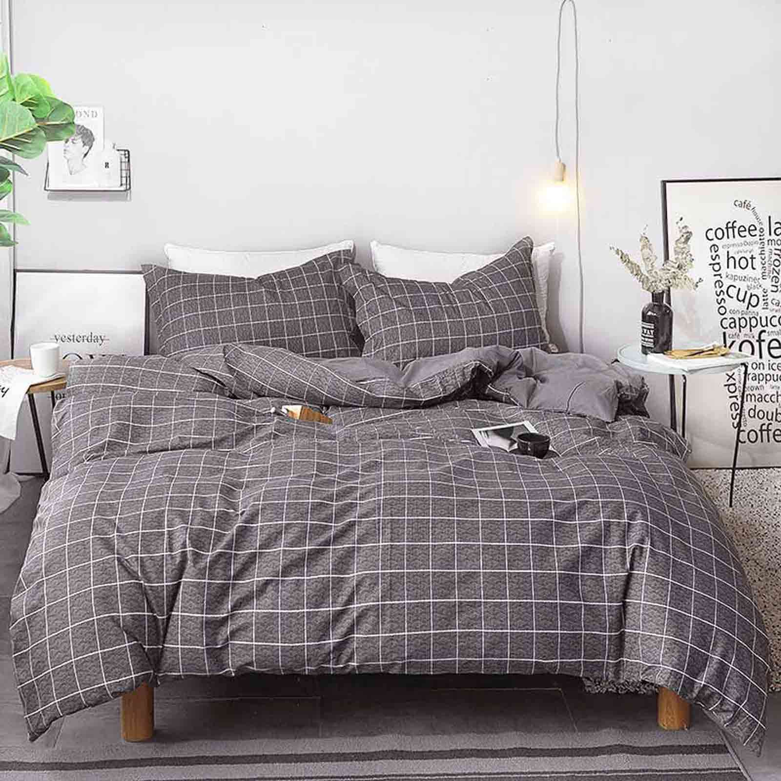 Nanko King Duvet Cover Set Grid, 104X90 Soft Bedding Cover, Luxury Lightweight Microfiber 3Pc Set (1 Cover 2 Pillowcase) With Zi
