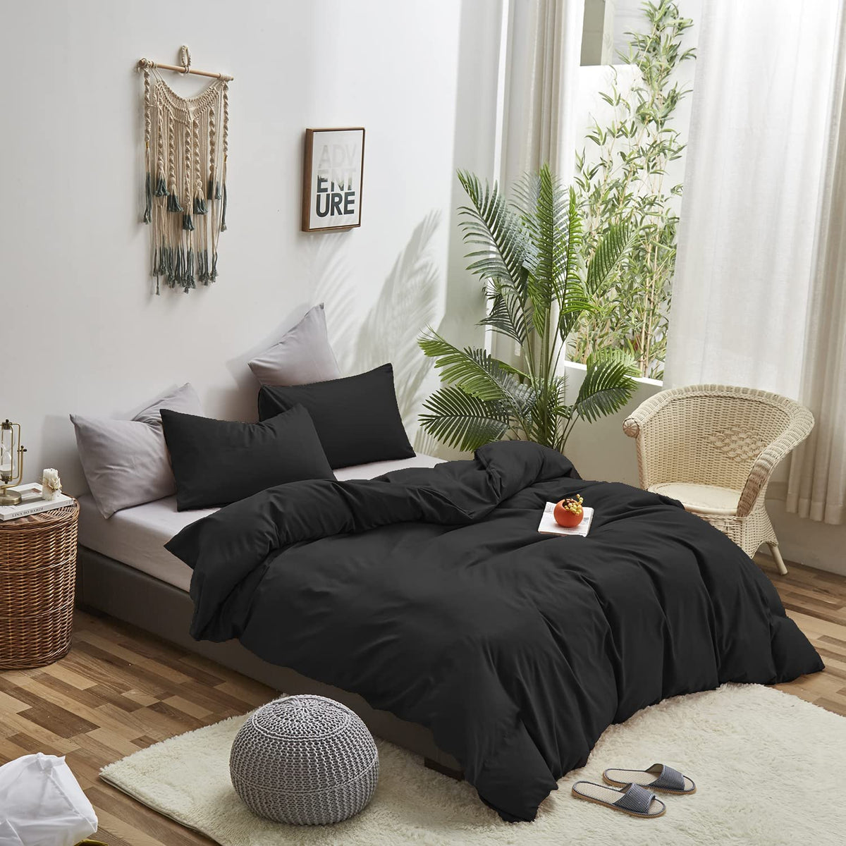 Houseri Black King Comforter Set – Solid All-Black Bedding for Men & Women