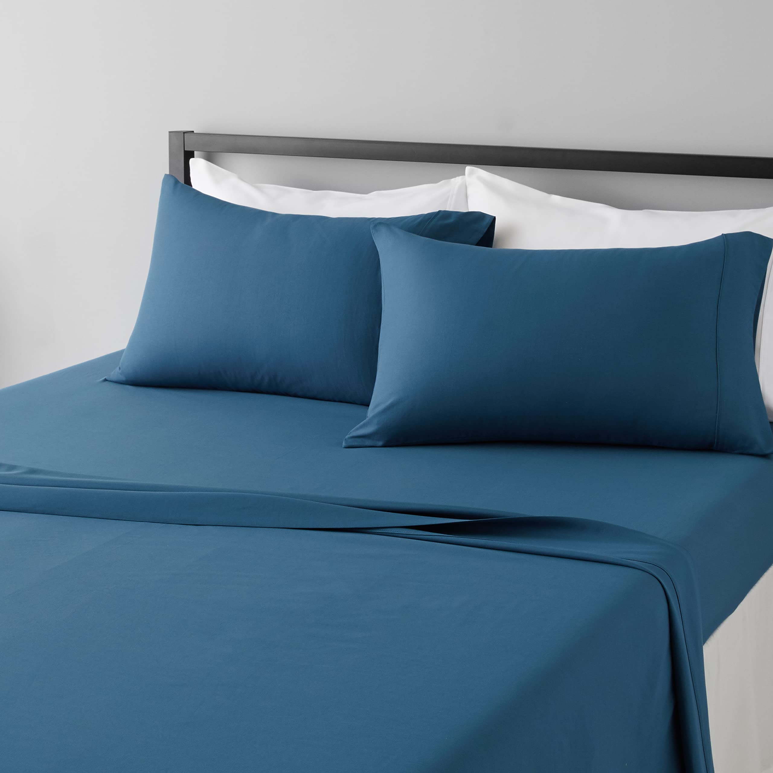 Amazon Basics Lightweight Super Soft Easy Care Microfiber 4-Piece Bed Sheet Set with 14-Inch Deep Pockets, Full, Dark Teal, Soli