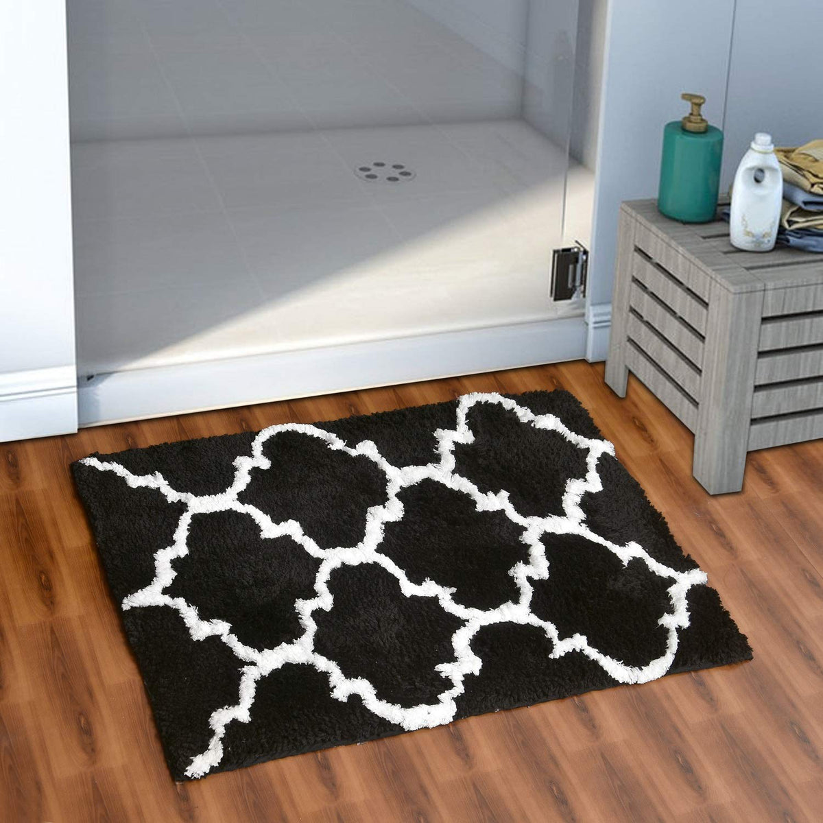 AEROHAVEN?Glorious Super Soft Microfiber Abstract Moroccan Designer Anti Slip Bathmat (Black, 40 cm x 60 cm)