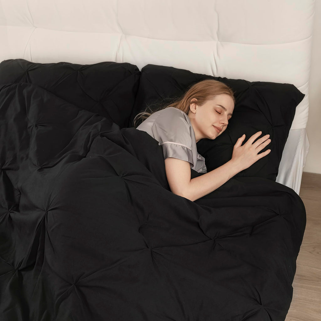 Downcool Queen Comforter Set - 3 Pieces Cute Pinch Pleat Bed Set, Soft Fluffy Comforters Queen Size Black, Down Alternative Bedd