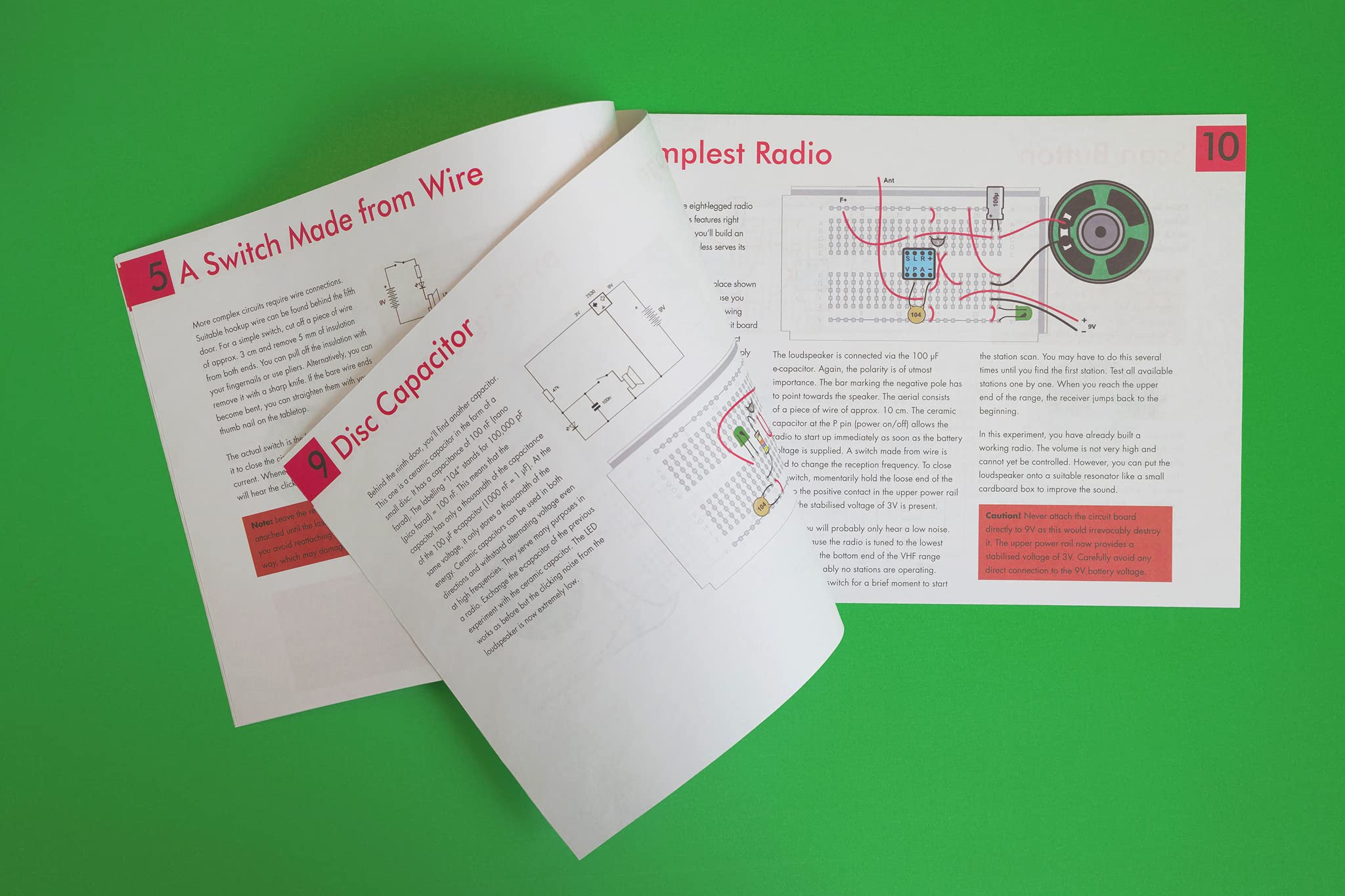 Eight Innovation Retro Radio Advent Calendar