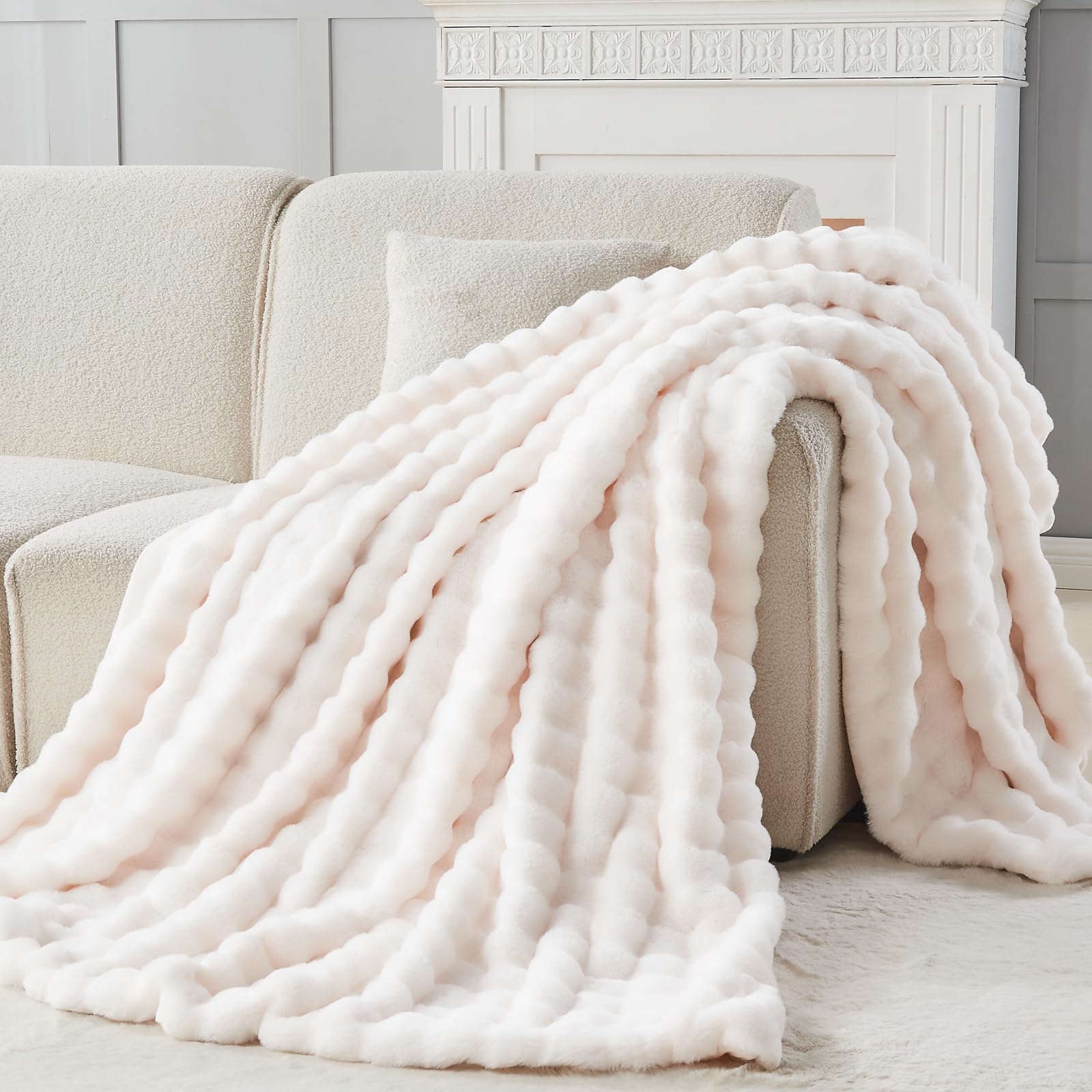 Newcosplay Faux Fur Twin Blanket Ivory Bubble Blanket Thick Warm Soft For Couch Sofa Bed 550Gsm (Ivory, Twin(60'X80'))