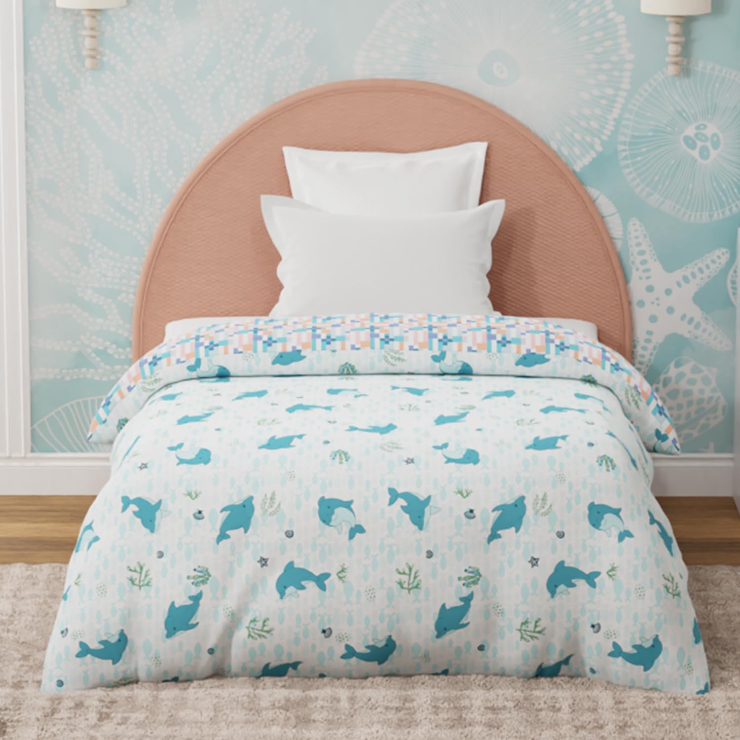 Boutique Living Rock N Room 100% Cotton 200 Tc Blue & White Dolphin Printed Reversible Single Comforter