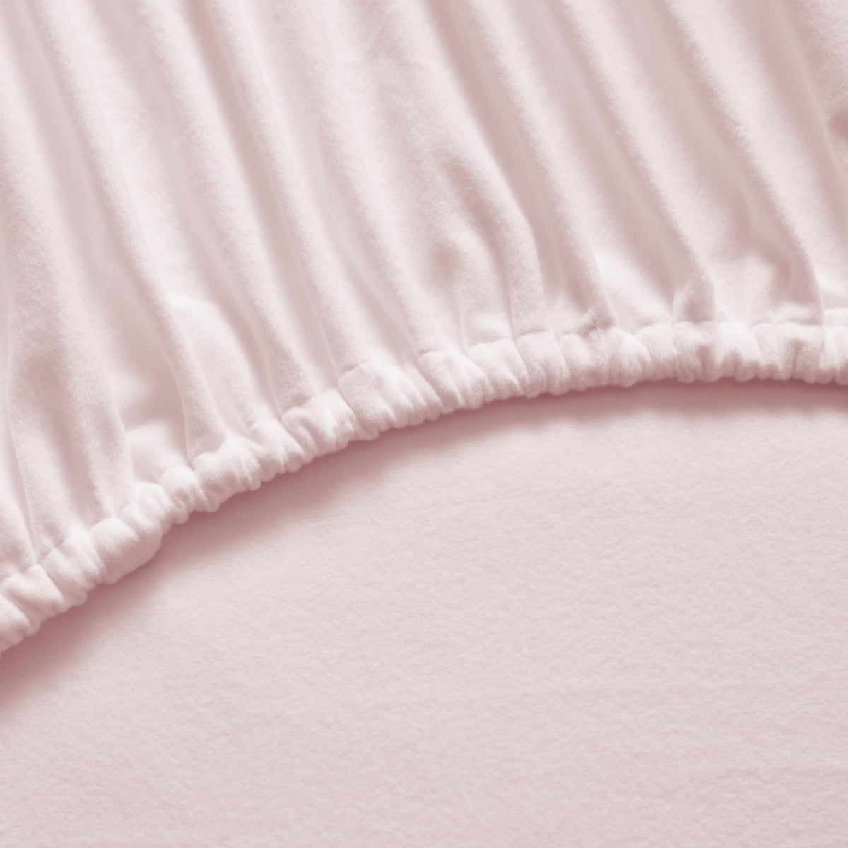 Flannel Sheets Queen Size Warm And Cozy Deep Pocket Breathable All Season Bedding Set With Fitted With Full Elastic & Built In Corner Sheet Straps, Flat And Pillowcases, Queen, Pale Pink