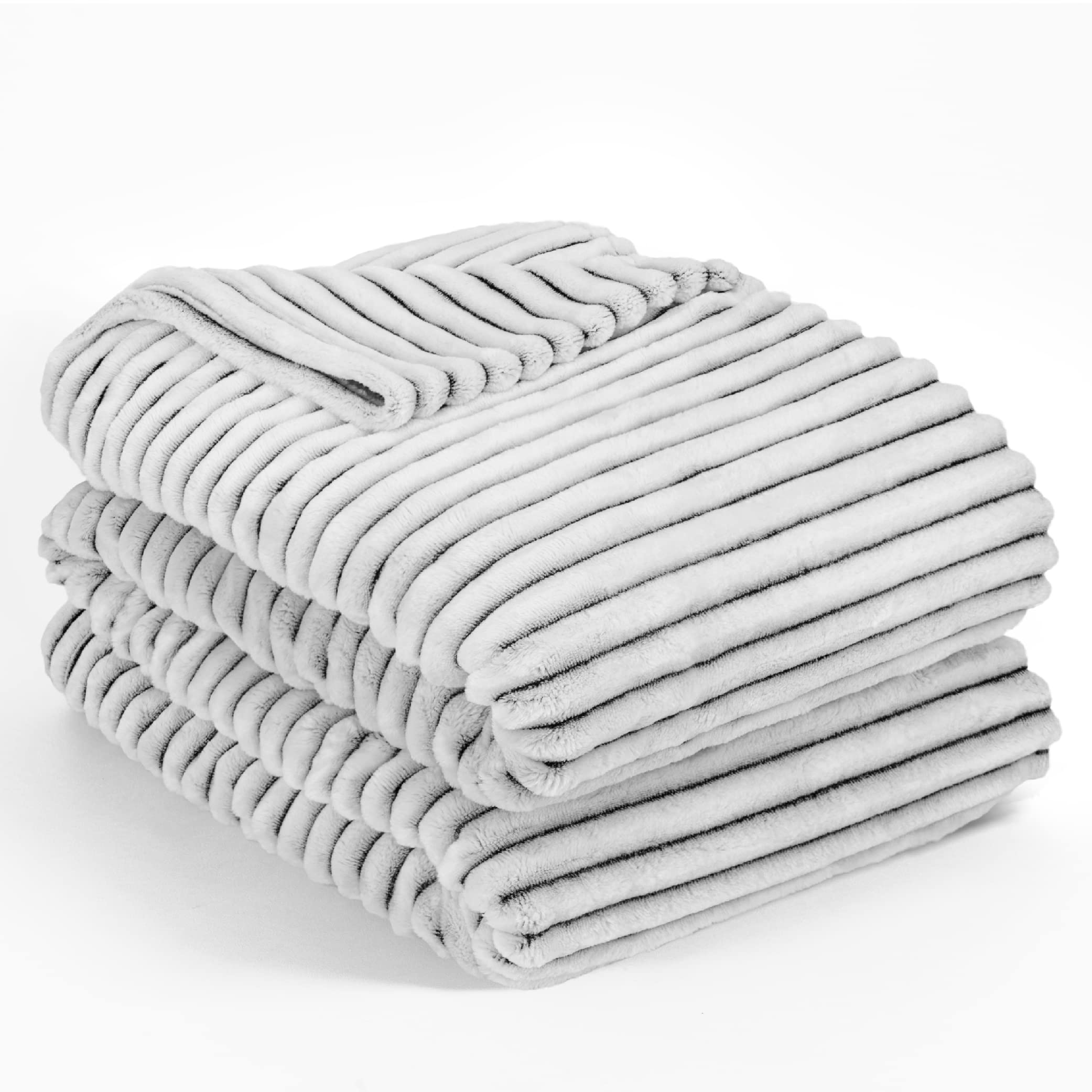 Pavilia Soft Fleece King Bed Blanket Black And White, Large Fuzzy Plush Flannel Blanket, Warm Cozy Ribbed Microfiber Blanket For