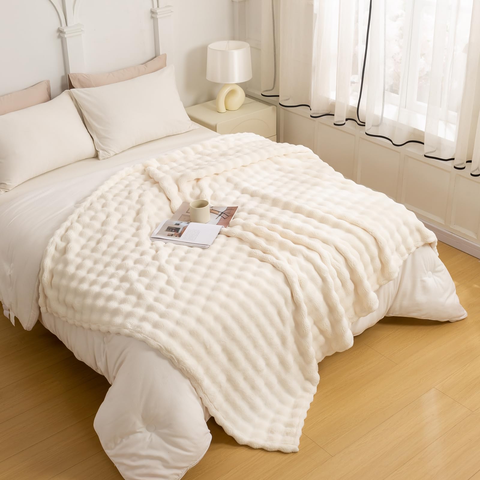 Yusoki Faux Fur Twin Blanket With 3D Bubbles Super Soft Fuzzy Cozy Thick Blanket For Couch Chair Sofa Gift Home D  Cor(Ivory,60