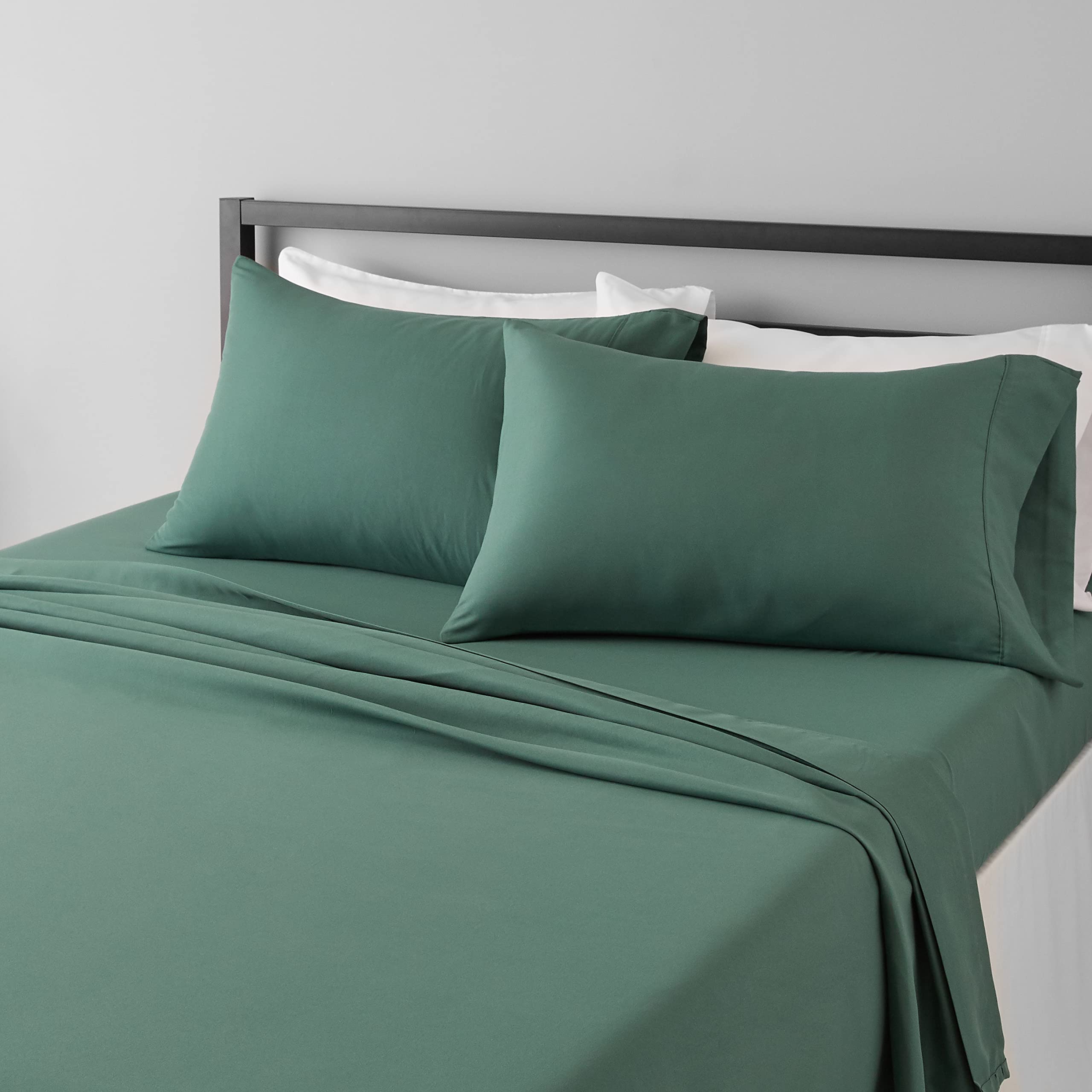 Amazon Basics Lightweight Super Soft Easy Care Microfiber 4-Piece Bed Sheet Set with 14-Inch Deep Pockets, King, Emerald Green, 