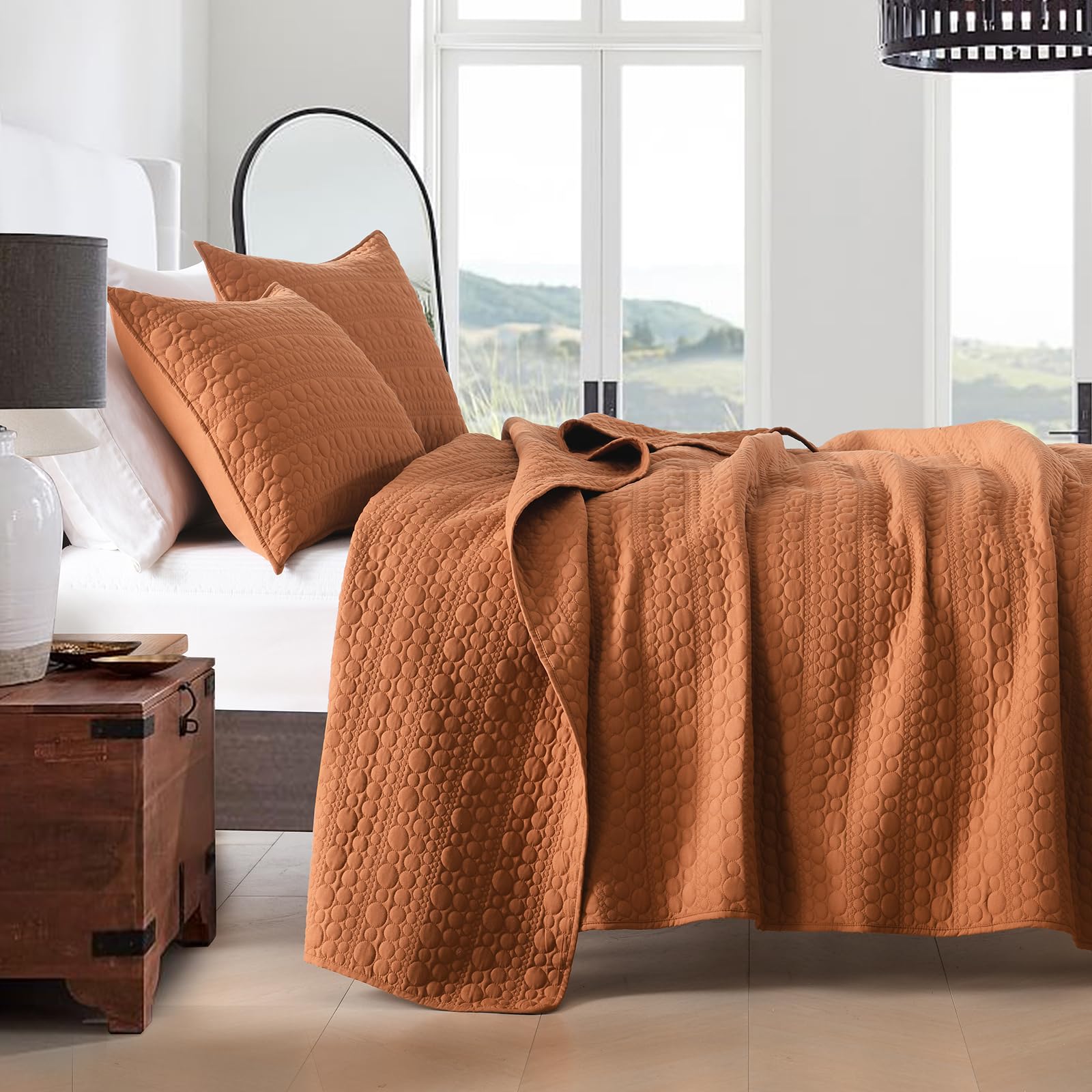 Horimote Home Quilt Set Queen Size Burnt Orange, Classic Geometric Spots Stitched Pattern, Pre-Washed Microfiber Chic Rustic Loo