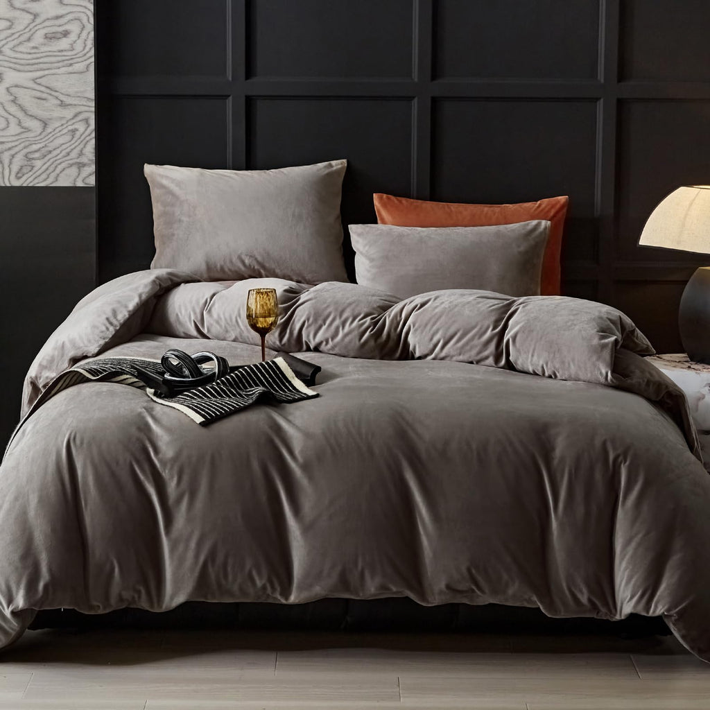 Warmdern Khaki Velvet Duvet Cover King Size Flannel Duvet Cover Bedding Sets, 3Pcs Ultra Soft Luxury Textured Modern Crystal Vel