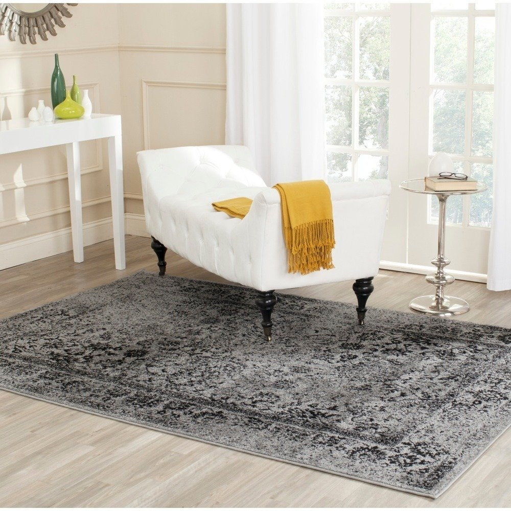 SAFAVIEH Adirondack Collection Accent Rug - 3 x 5, Grey & Black, Oriental Distressed Design, Non-Shedding & Easy Care, Ideal f