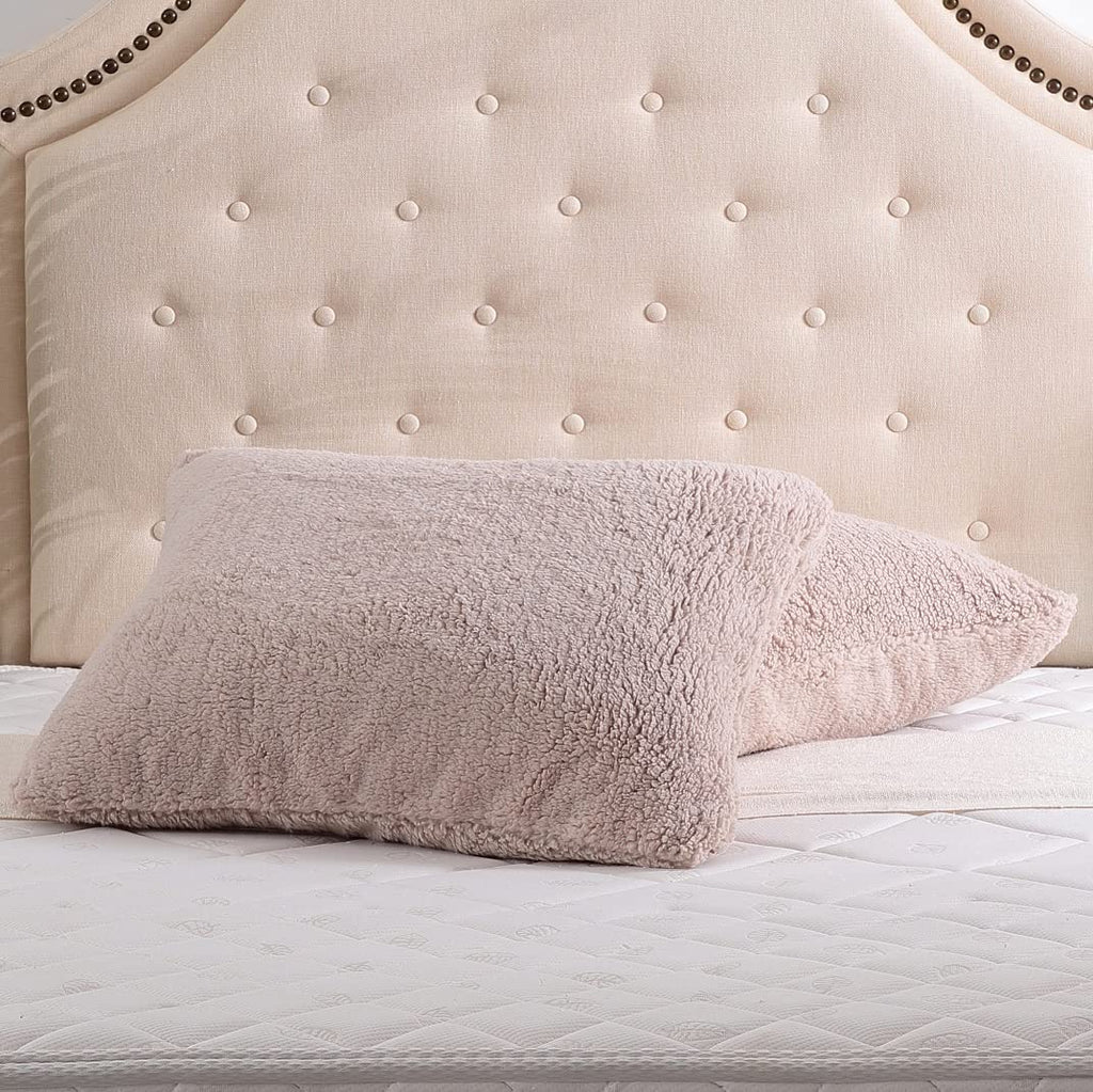 Reafort New Ultra Soft Sherpa Pillowcases Pillow Covers Standard Size 20''X26'' Pack Of 2 With Zipper Closure (Taupe, 20   X26