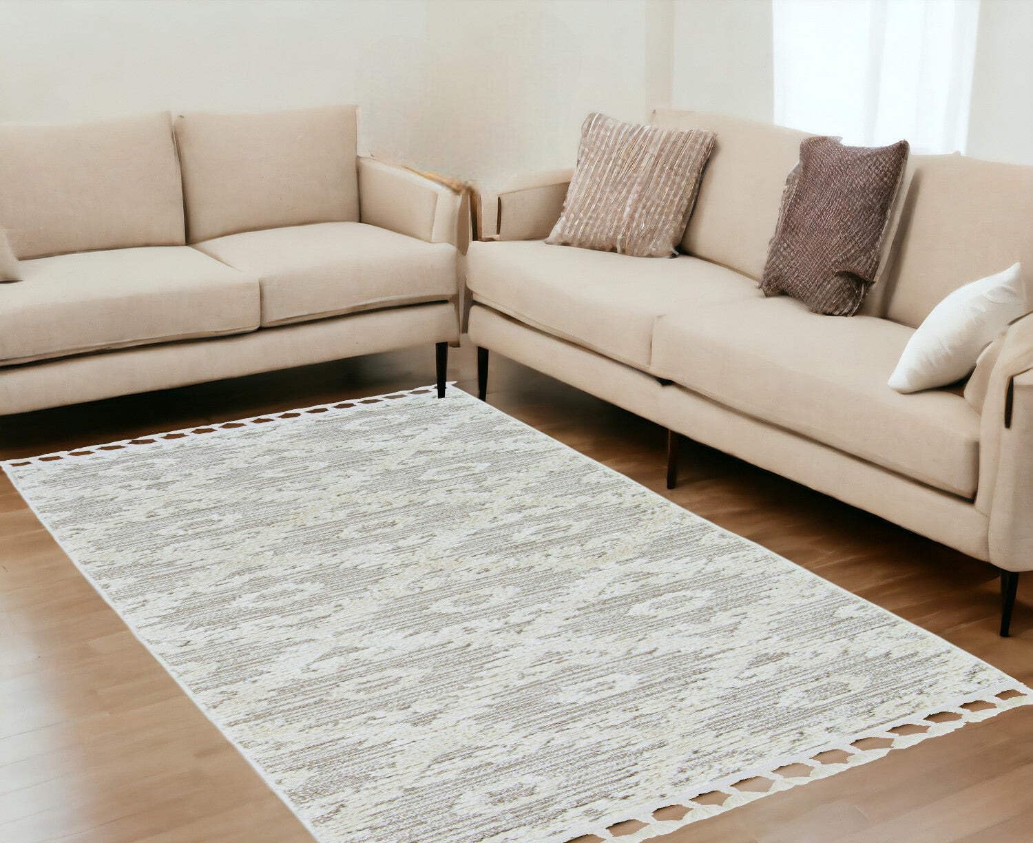 HomeRoots 8' X 11' Ivory Beige Diamond Area Rug