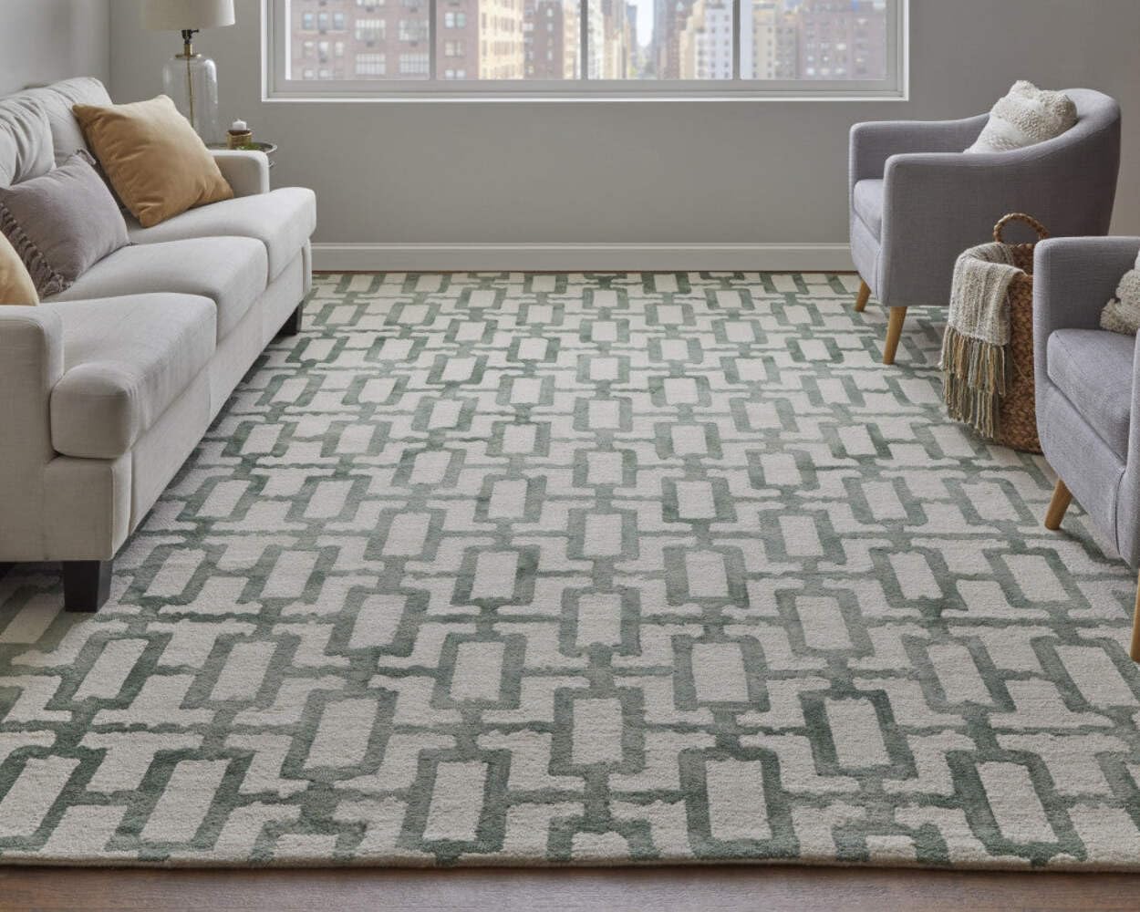 HomeRoots 511101 10 x 13 ft. Wool Geometric Tufted Handmade Area Rug Ivory & Green