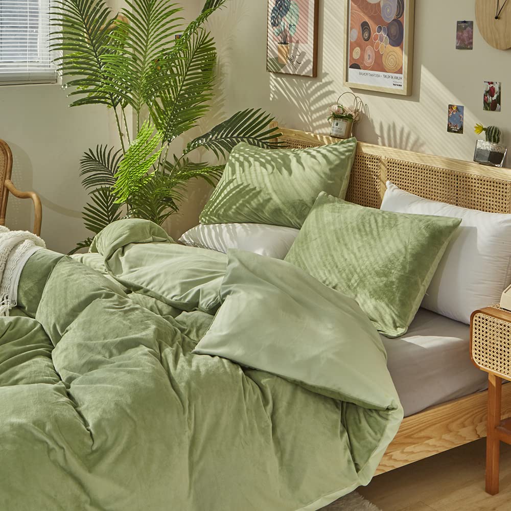 Clothknow Sage Green Comforter Set Full 3Pcs Green Fluffy Bedding Comforter Sets Velvet Comforter Full Soft Light Green Full Siz