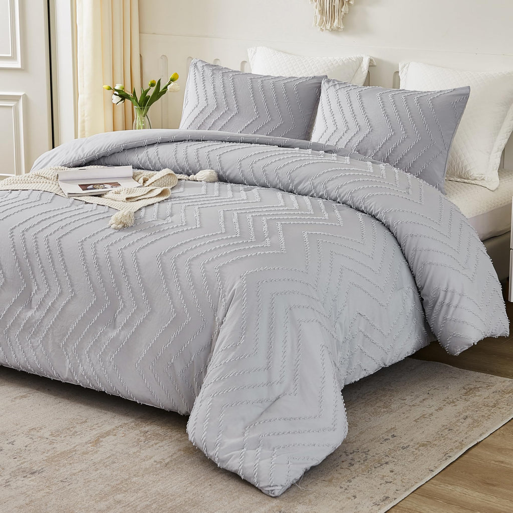 Litanika Light Grey California King Comforter Set, 3 Pieces Cal King Oversized Chevron Tufted Bedding Comforter Sets, Fluffy Bed