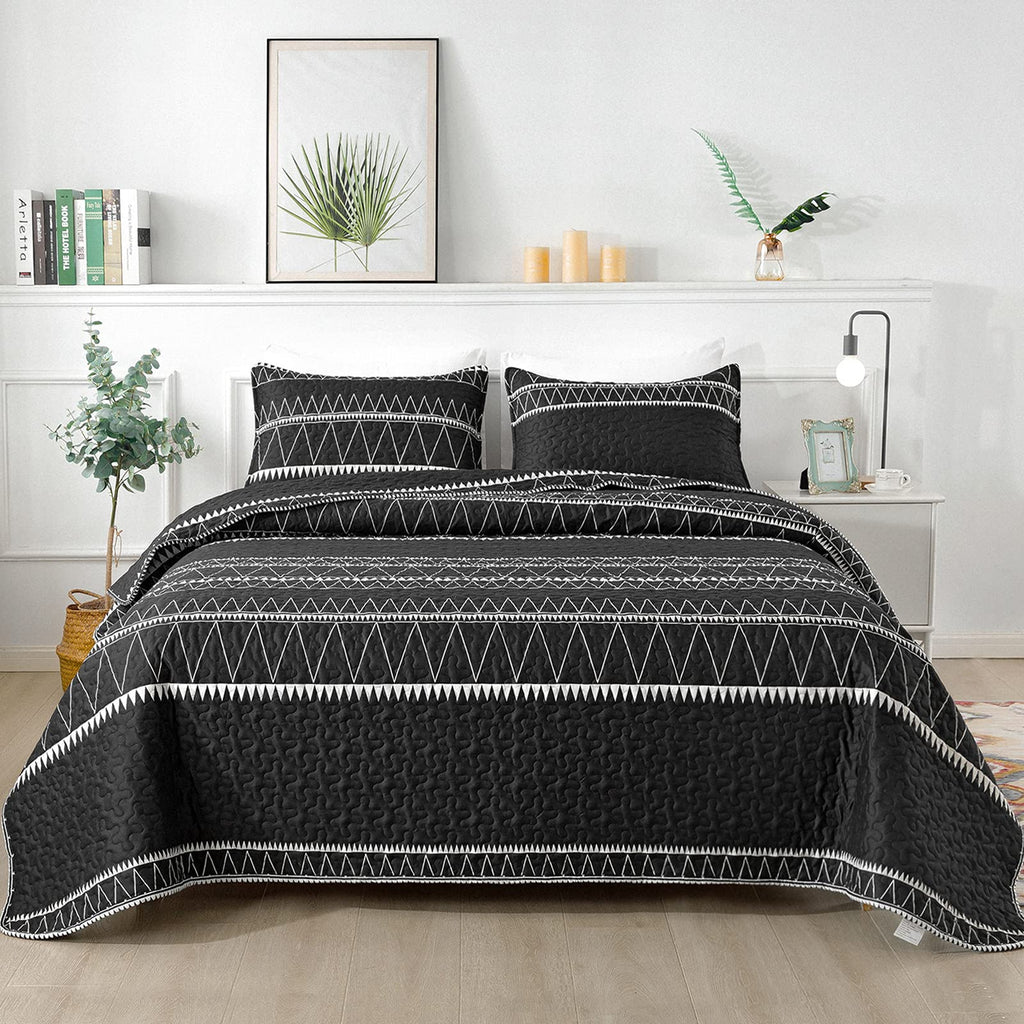 Andency Black Quilt Set Queen (90X96 Inch), 3 Pieces(1 Striped Triangle Printed Quilt And 2 Pillowcases), Bohemian Summer Lightw