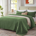 Leaonme Quilt Set King Size 3 Pieces,Lightweight Olive Green Bedspread-98''X106'',Soft Microfiber Summer Quilt,Luxurious Warm Co