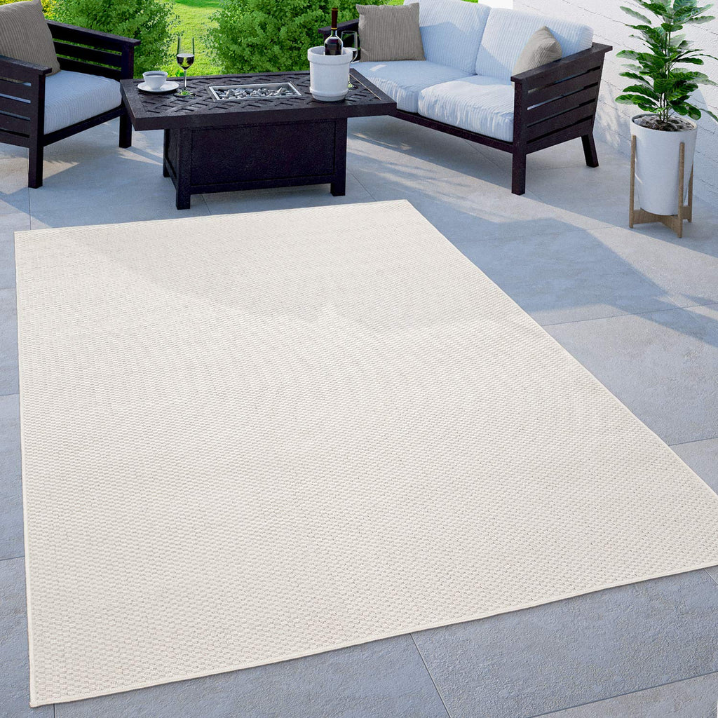 Solid Outdoor Rug For Patio Or Balcony Weatherproof In Mottled Cream, Size: 6'7' X 9'2'